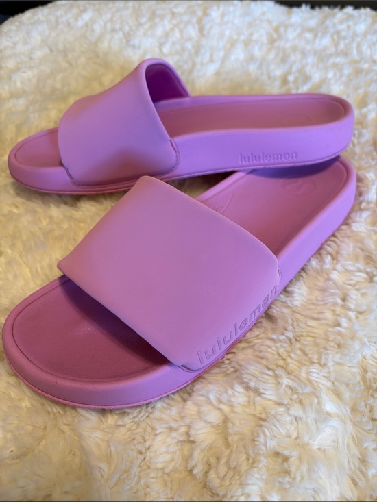 lululemon athletica Shoes - lululemon athletica Women's Restfeel Slide Sandals in Lavender/Pink